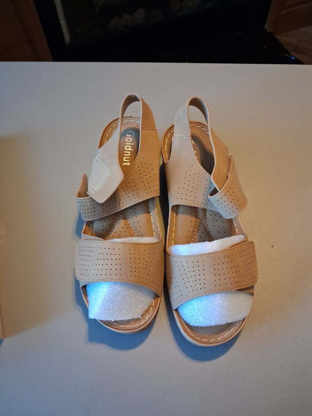 Goldnut Nude Wedge Sandals Size EU 39 US 8.5 Comfort Slingback NEW
